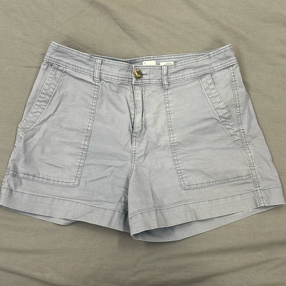 Women’s shorts - Picture 1 of 3